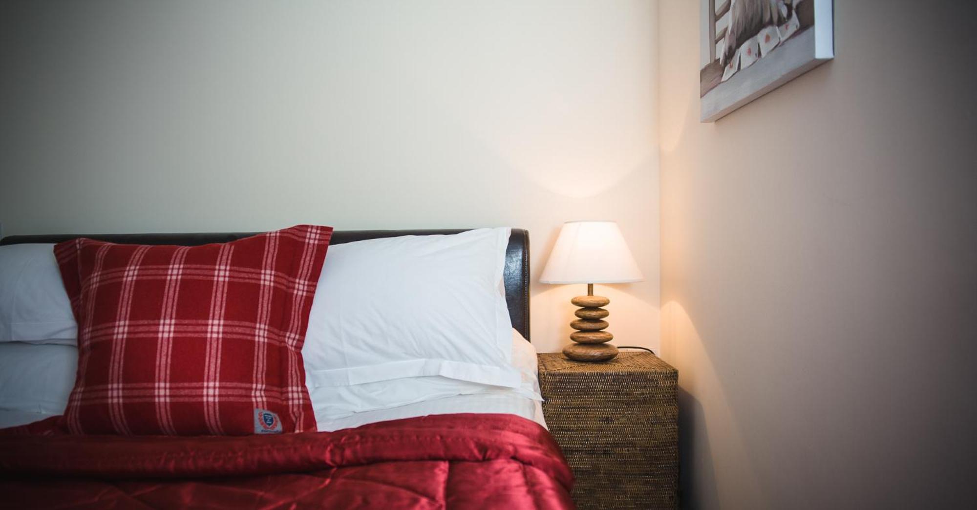 Romneys Apartments & Suites Kendal Kamer foto