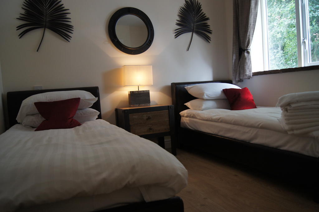 Romneys Apartments & Suites Kendal Buitenkant foto
